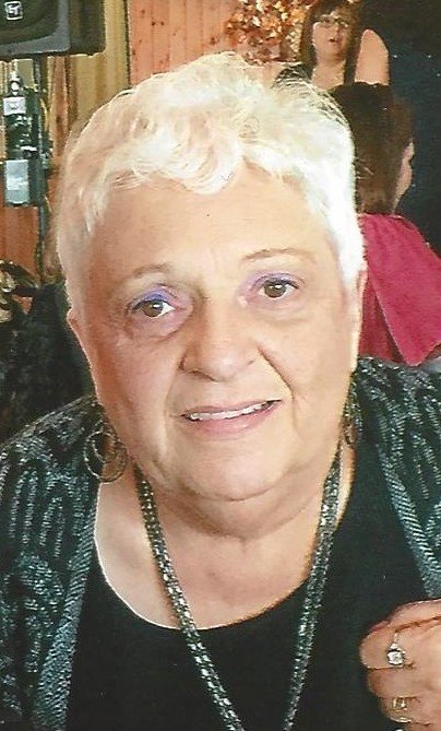 Sharon Pittinaro (Santucci)